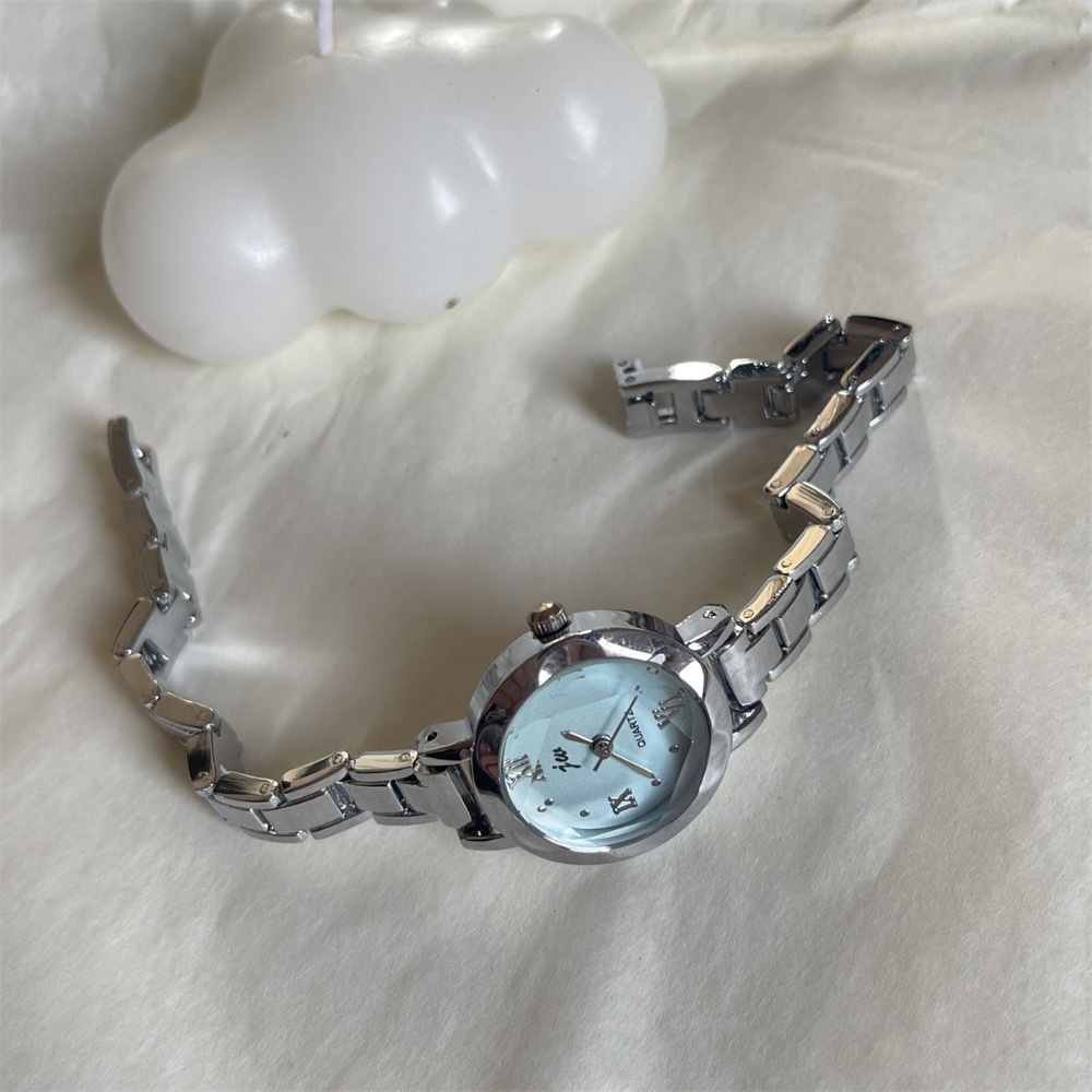 ساعة يد ذهبية كلاسيكية أنيقة،  - مراجعة Smartwatch Vintage Watches For Women وسعره