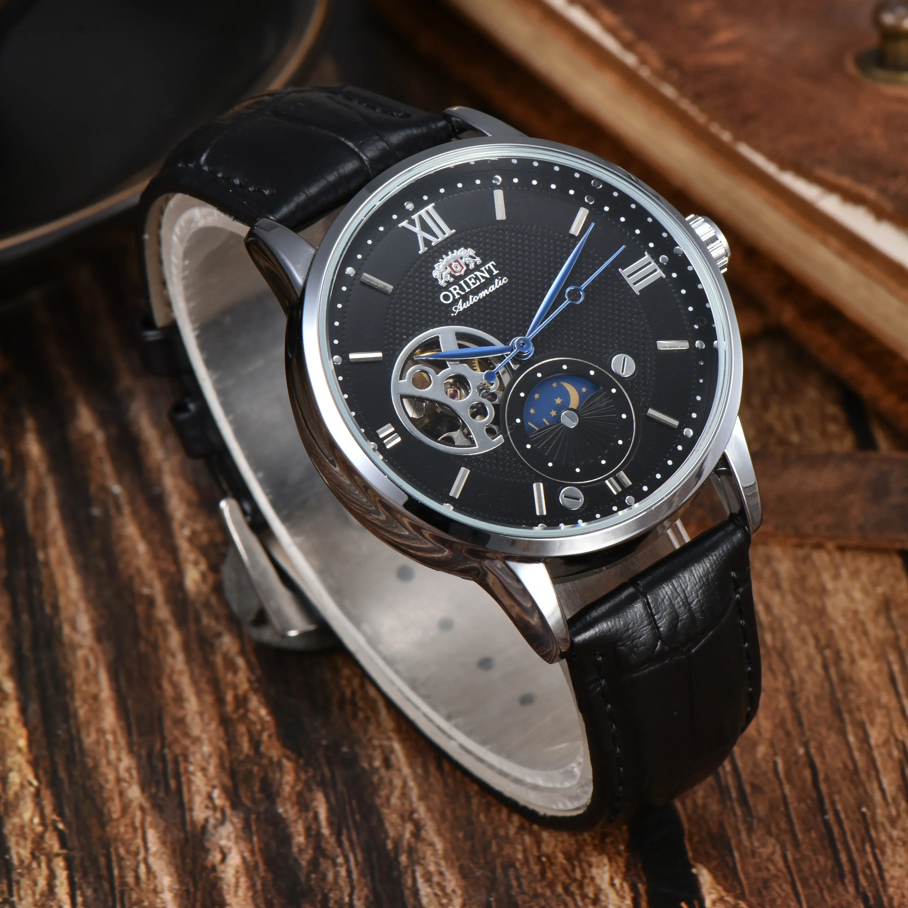 ساعة رياضية ميكانيكية أوتوماتي - مراجعة Seiko Watch Presage وسعره