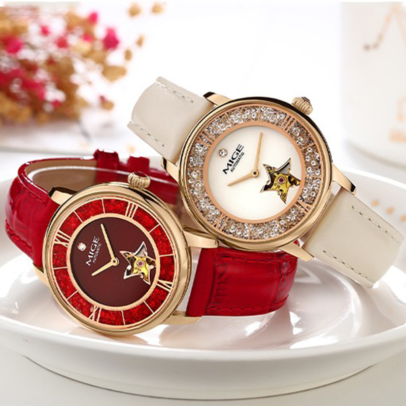 ساعة يد نسائية أوتوماتيكية من  - مراجعة Skeleton Mechanical Watch وسعره